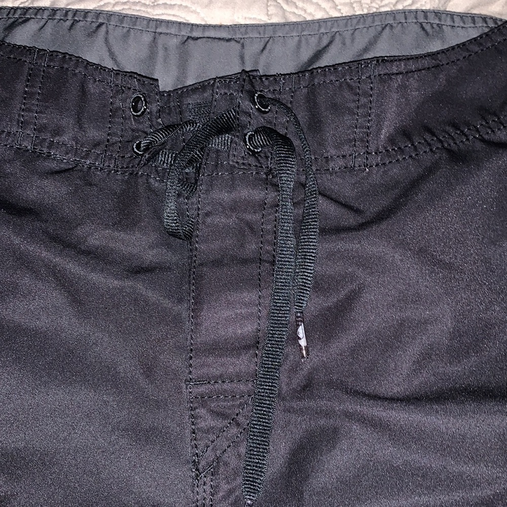 Men’s quicksilver board shorts 34 - Picture 3 of 6
